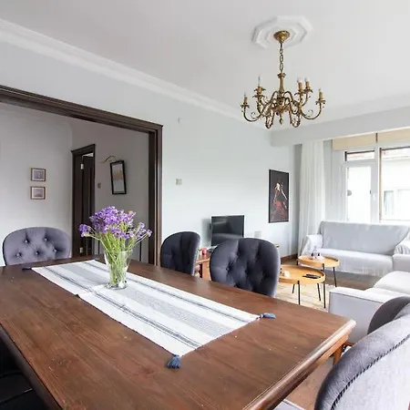 Bright Vibrant 3br Haven Near Sea And Prime Locale شقة اسطنبول